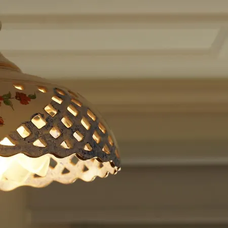 Hotell Tilas - In 19th Century Wooden Townhouse,kadikoy Istanbul