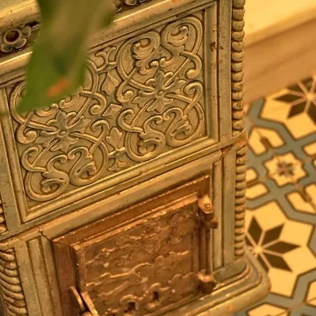 Hotel Tilas - In 19th Century Wooden Townhouse,kadikoy *