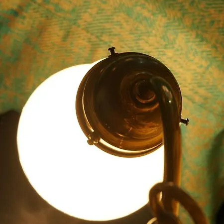 Tilas - In 19th Century Wooden Townhouse,kadikoy