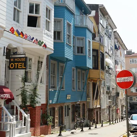 Tilas - In 19th Century Wooden Townhouse,kadikoy Hotell *
