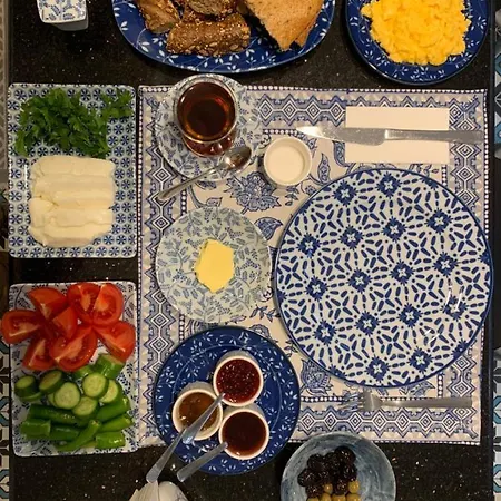 Tilas - In 19th Century Wooden Townhouse,kadikoy Hotel Estambul