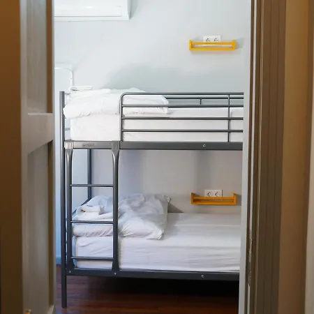 Hotell Tilas - In 19th Century Wooden Townhouse,kadikoy Istanbul