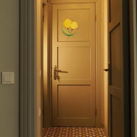 Tilas - In 19th Century Wooden Townhouse,kadikoy Hotell *
