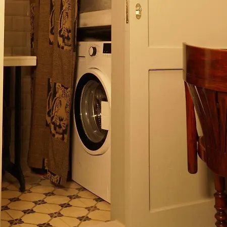 Hotel Tilas - In 19th Century Wooden Townhouse,kadikoy Estambul