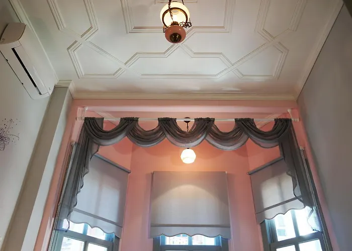 Tilas - In 19th Century Wooden Townhouse,kadikoy فندق *