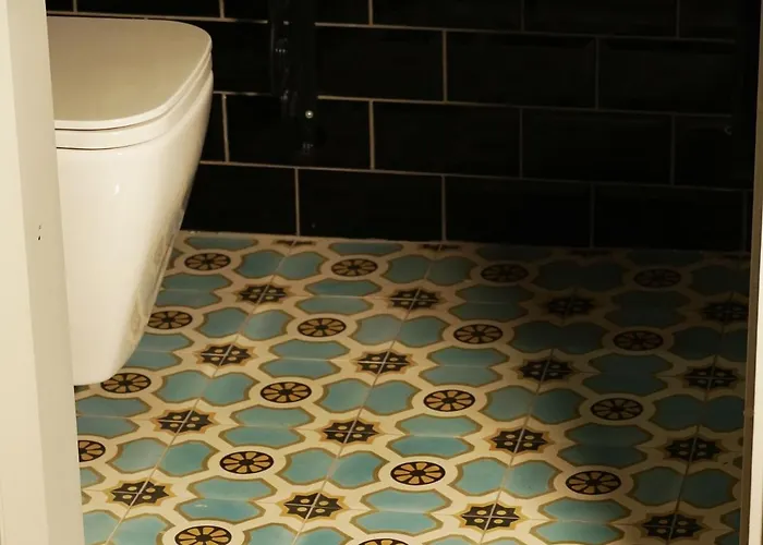 Tilas - In 19th Century Wooden Townhouse,kadikoy فندق اسطنبول